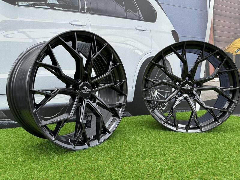 Photo 3 - Forzza Forzza Titan Audi VW MB Skoda light alloy R19 rims