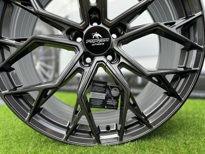 Photo 11 - Forzza Forzza Titan Audi VW MB Skoda light alloy R19 rims