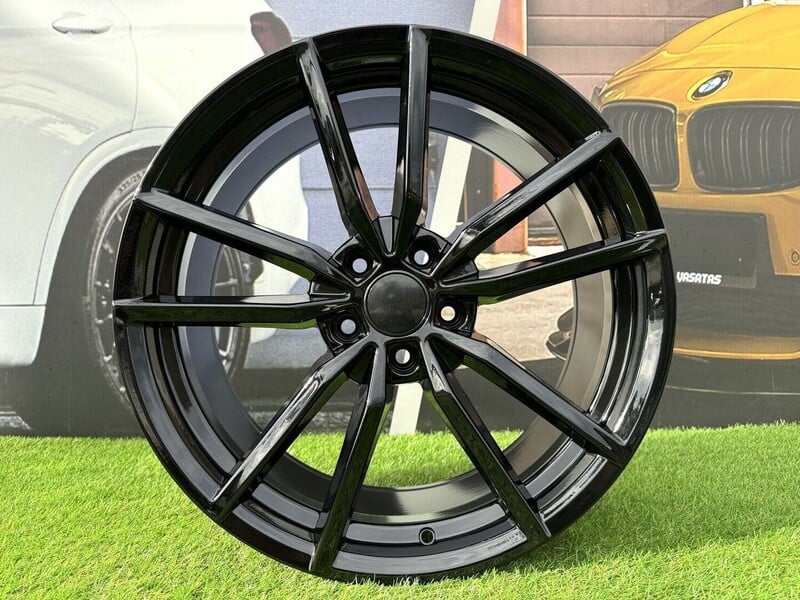 Nuotrauka 1 - Autowheels VW Hogan Golf R Pretoria Style lengvojo lydinio R18 ratlankiai