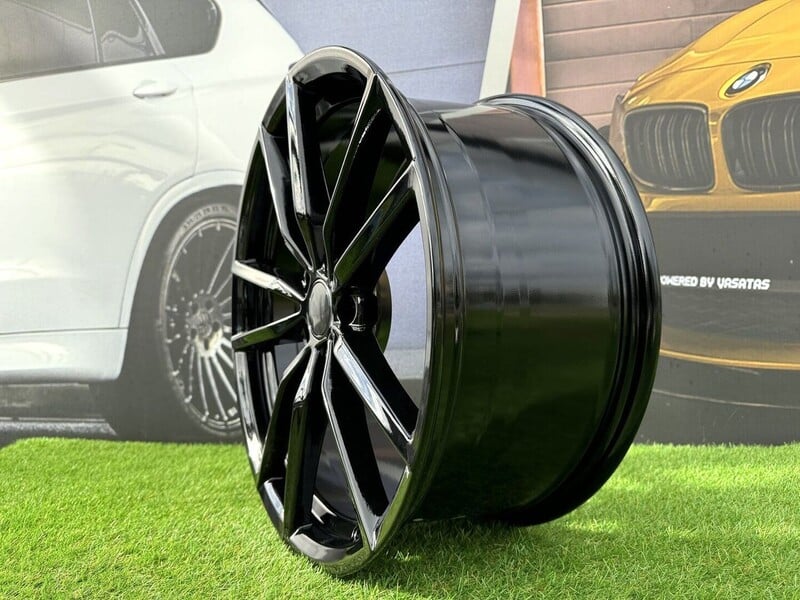 Nuotrauka 4 - Autowheels VW Hogan Golf R Pretoria Style lengvojo lydinio R18 ratlankiai