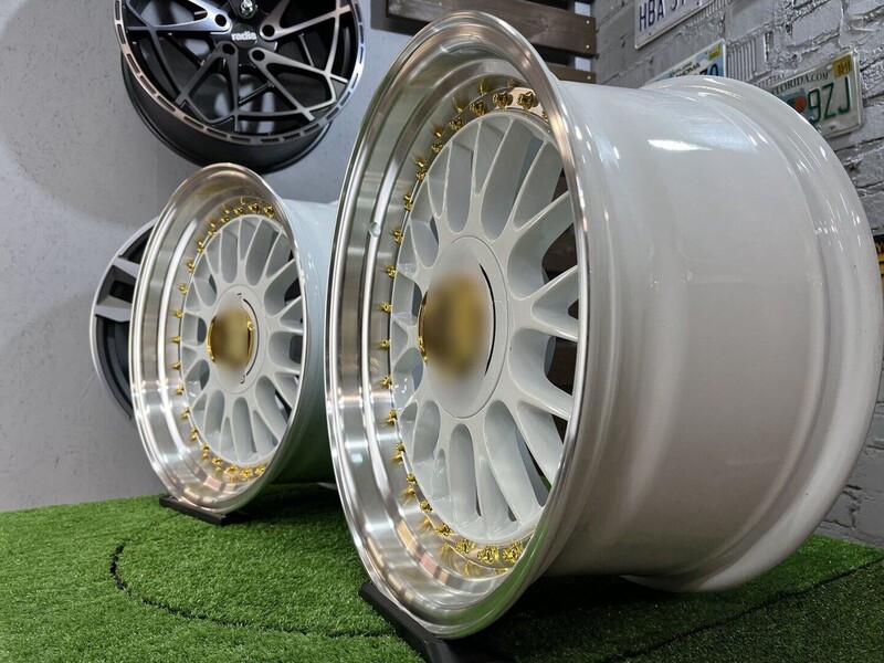 Nuotrauka 11 - Autowheels BBS LM style BMW Audi MB White lengvojo lydinio R17 ratlankiai