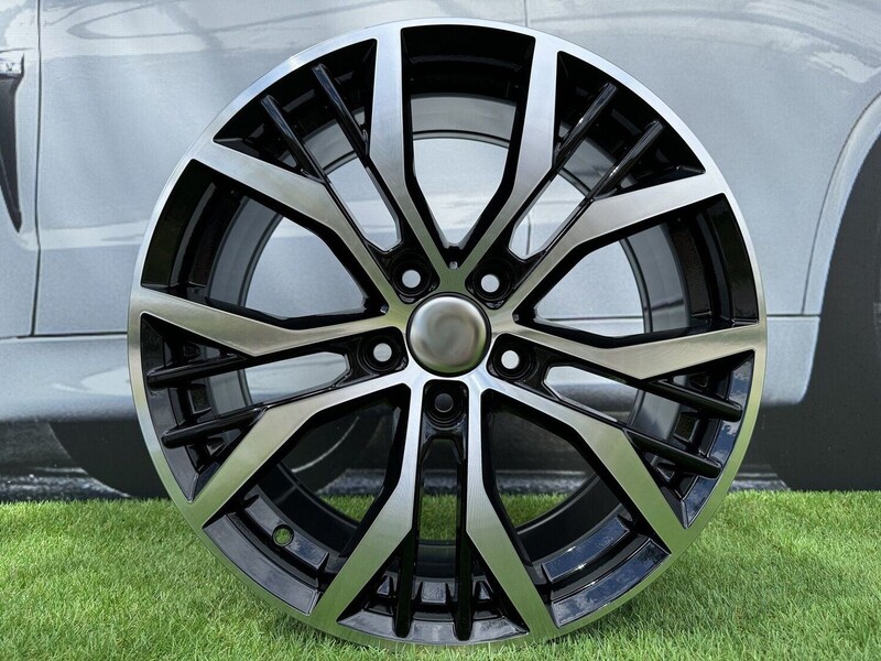 Photo 1 - Autowheels VW Sandiego Style Golf, Passat light alloy R17 rims