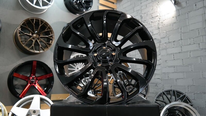 Photo 2 - Autowheels Land Rover Turbine Style light alloy R22 rims