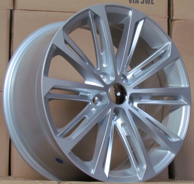 Фотография 1 - Autowheels VW Verona Style Golf, Passat литые R18 диски