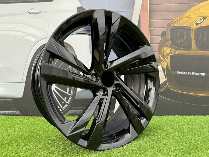 Photo 8 - Autowheels VW Valencia Style Golf, Passat light alloy R20 rims