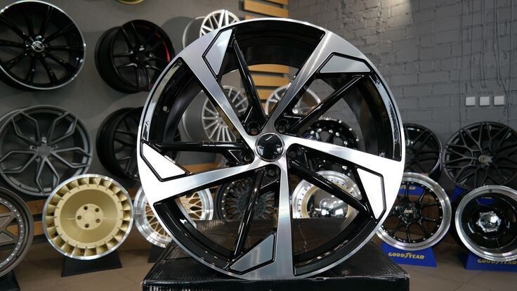 Nuotrauka 2 - Autowheels Audi RS5 Trapezoid Style A7 A8 lengvojo lydinio R20 ratlankiai