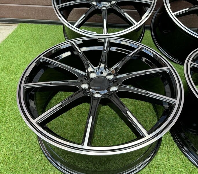 Photo 7 - Autowheels Mercedes CLS,E, Brabus defekt light alloy R20 rims