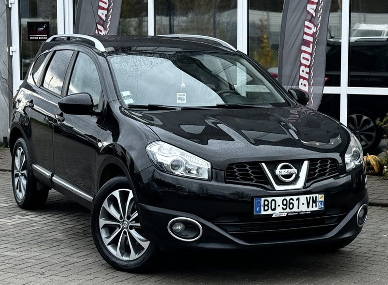 Photo 2 - Nissan Qashqai+2 2011 y Off-road / Crossover