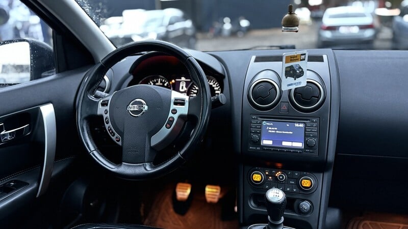 Photo 15 - Nissan Qashqai+2 2011 y Off-road / Crossover