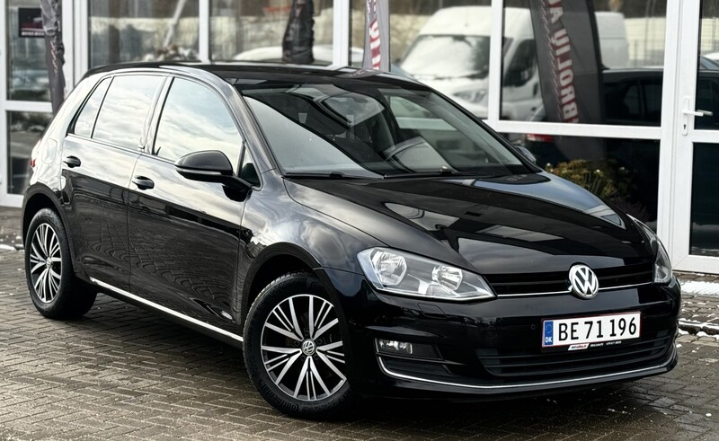 Photo 2 - Volkswagen Golf TDI ALLSTAR 2016 y