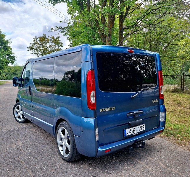 Photo 7 - Renault Trafic GENERATION 2006 y