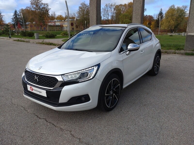 Nuotrauka 1 - Ds Automobiles DS4 Crossback 2016 m Visureigis / Krosoveris