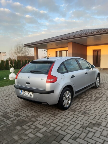 Photo 1 - Citroen C4 2006 y Hatchback