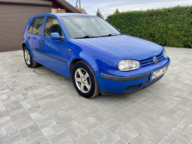 Фотография 1 - Volkswagen Golf IV 1998 г