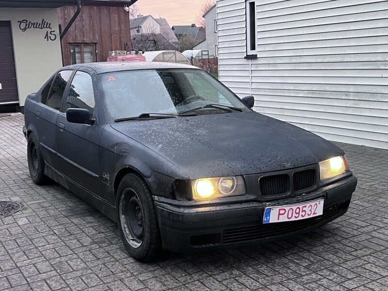 Nuotrauka 2 - Bmw 325 1999 m Sedanas