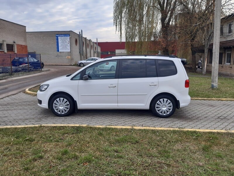 Фотография 17 - Volkswagen Touran I TDI 2010 г