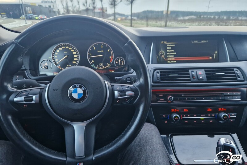 Photo 11 - Bmw 530 2014 y Sedan