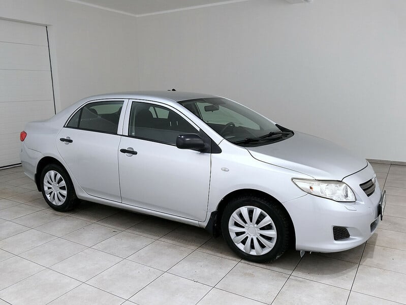 Nuotrauka 1 - Toyota Corolla 2007 m Sedanas