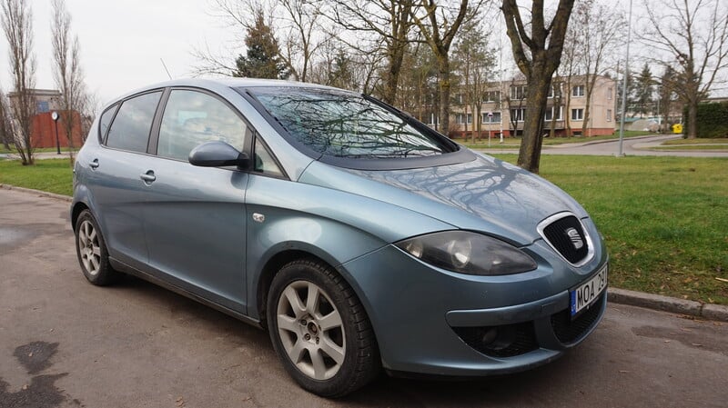 Photo 2 - Seat Altea 2005 y Van