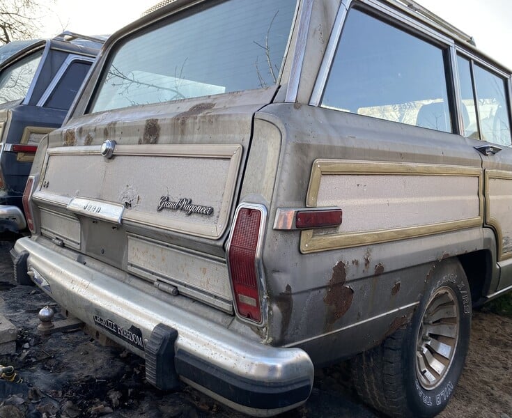 Photo 1 - Jeep Wagoneer 1987 y Off-road / Crossover