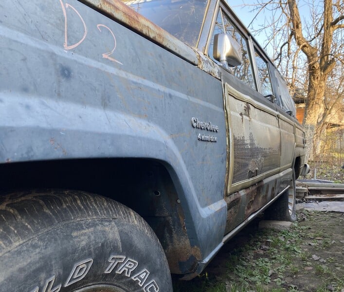 Photo 8 - Jeep Wagoneer 1987 y Off-road / Crossover