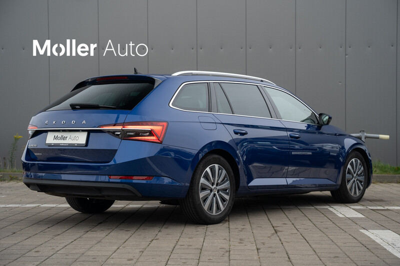 Photo 6 - Skoda Superb 2020 y Wagon