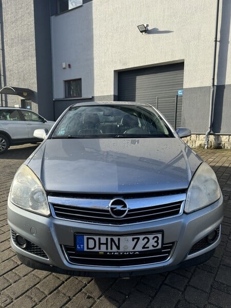 Nuotrauka 2 - Opel Astra 2008 m Sedanas