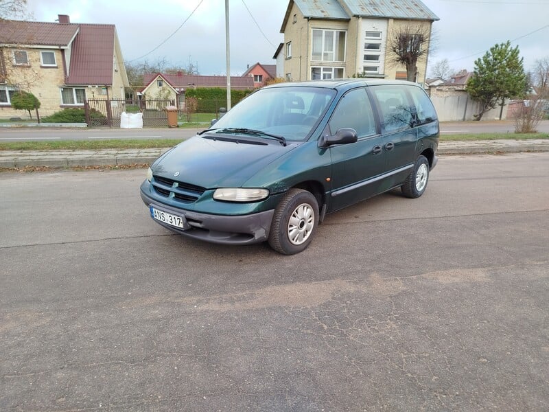 Фотография 2 - Chrysler Voyager 1997 г Минивэн