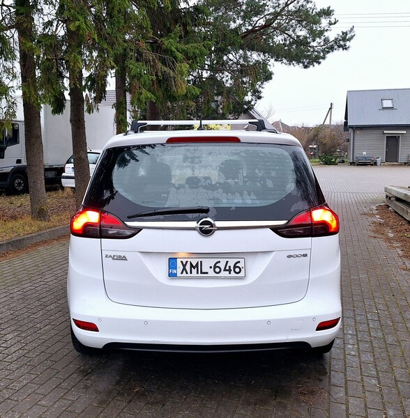 Photo 8 - Opel Zafira Tourer 2012 y Van