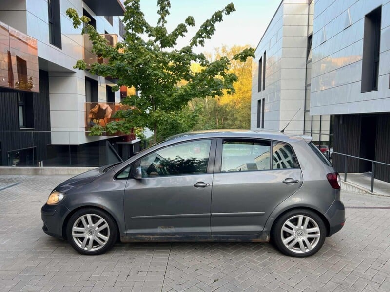 Photo 4 - Volkswagen Golf Plus 2005 y Hatchback