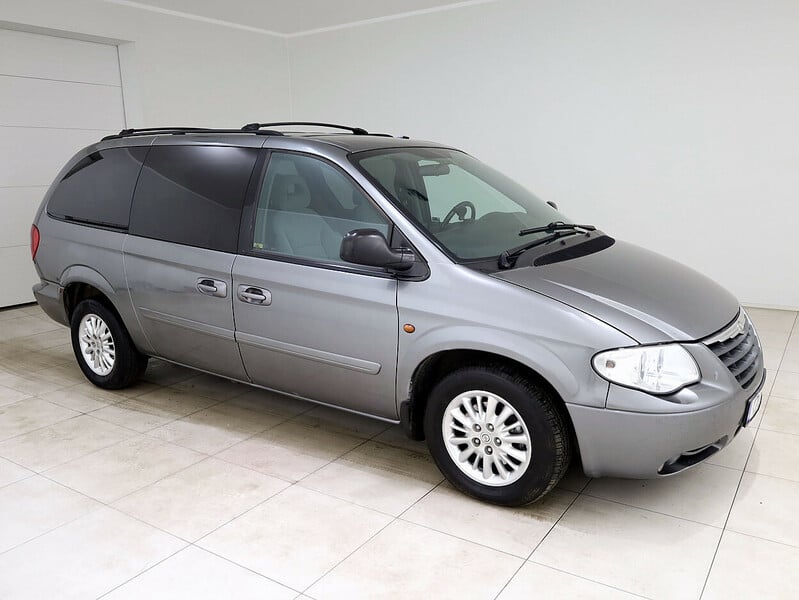 Photo 1 - Chrysler Grand Voyager 2007 y Van