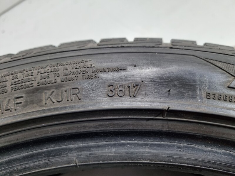 Фотография 6 - Goodyear 5mm R18 зимние шины для автомобилей