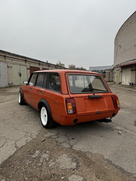 Фотография 4 - Lada 2104 1985 г Универсал