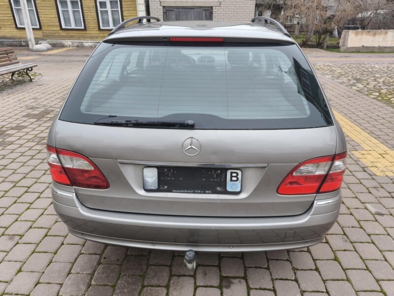 Nuotrauka 4 - Mercedes-Benz E 220 2004 m Universalas