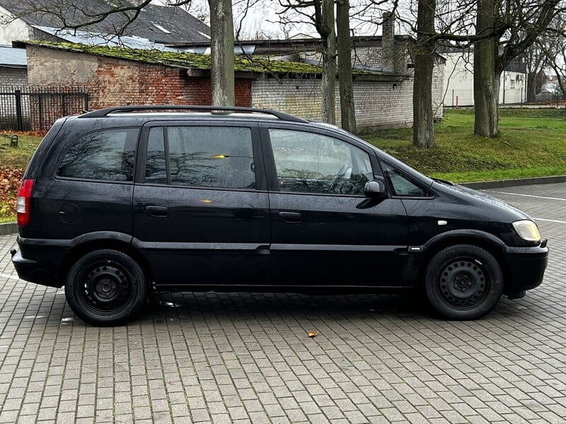 Фотография 7 - Opel Zafira A 2004 г