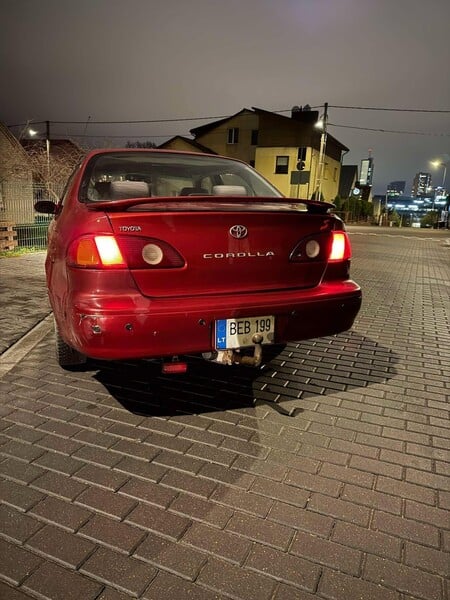 Фотография 3 - Toyota Corolla IX 2001 г