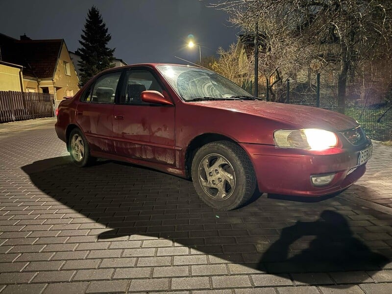 Фотография 4 - Toyota Corolla IX 2001 г