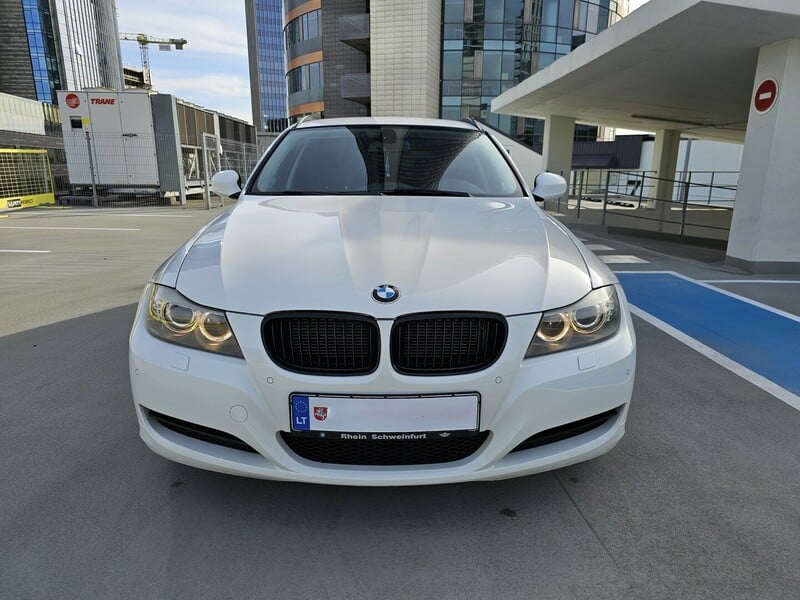 Фотография 1 - Bmw 318 LCI Alpineweiss 2010 г