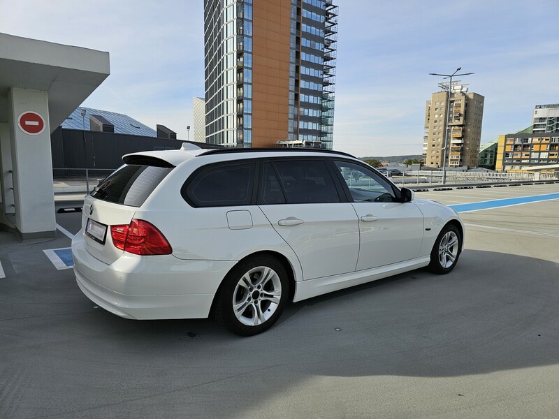 Фотография 7 - Bmw 318 LCI Alpineweiss 2010 г