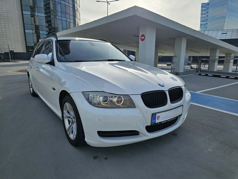 Фотография 10 - Bmw 318 LCI Alpineweiss 2010 г