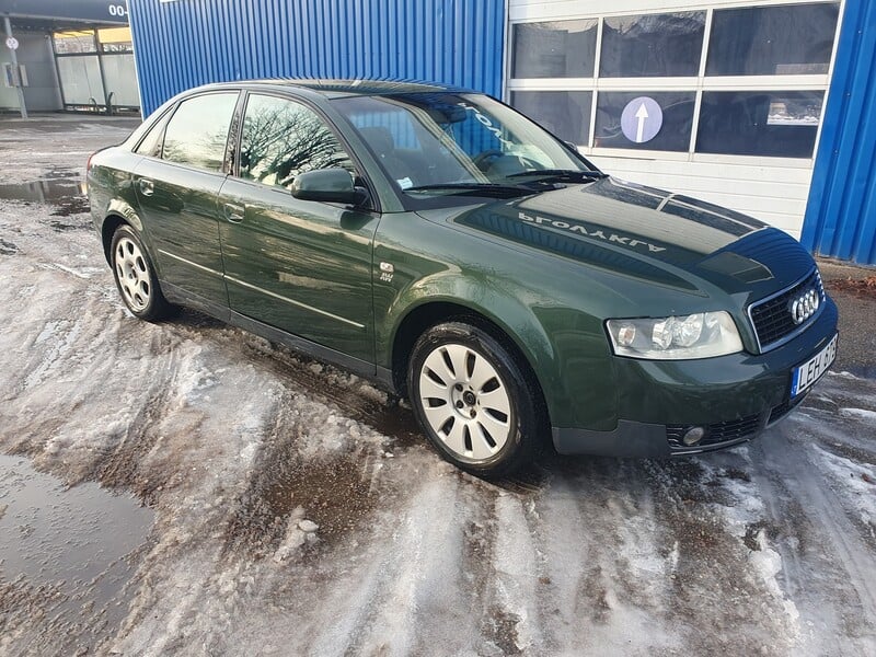 Photo 2 - Audi A4 2004 y Sedan