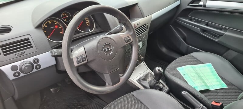 Photo 4 - Opel Astra H 2005 y