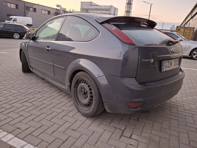 Фотография 5 - Ford Focus 2007 г Хэтчбек