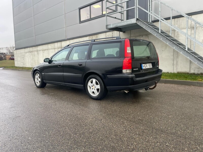 Фотография 3 - Volvo V70 II 2002 г