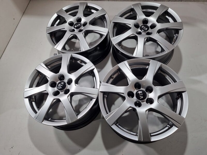 Photo 1 - KIA R17 Sportage Sportage light alloy R17 rims