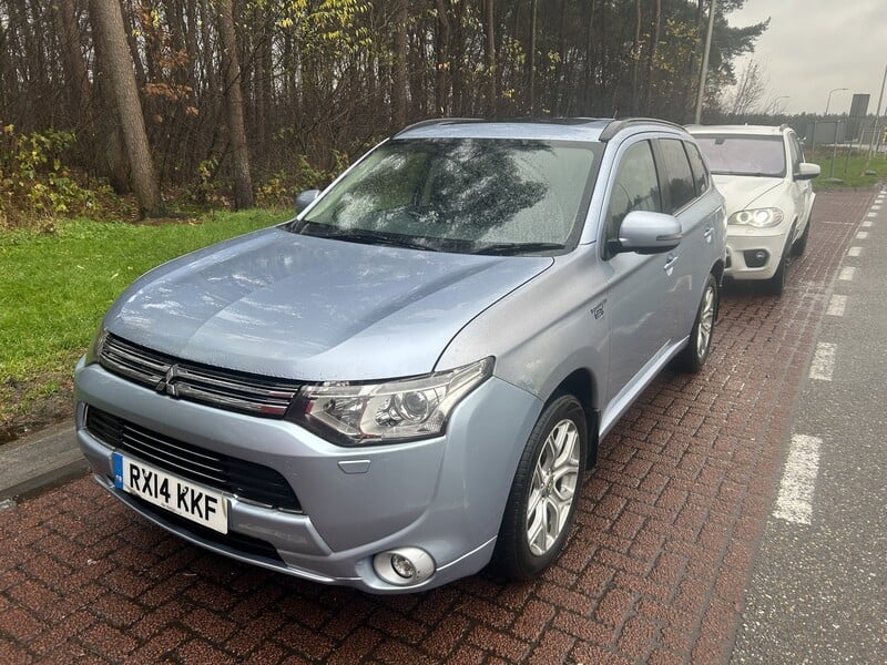 Photo 1 - Mitsubishi Outlander III 2014 y