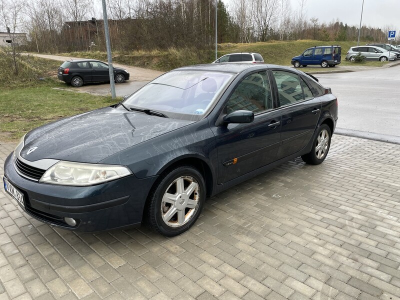 Photo 1 - Renault Laguna 2003 y Hatchback