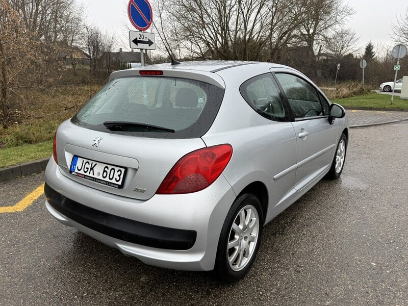 Photo 5 - Peugeot 207 2007 y Hatchback