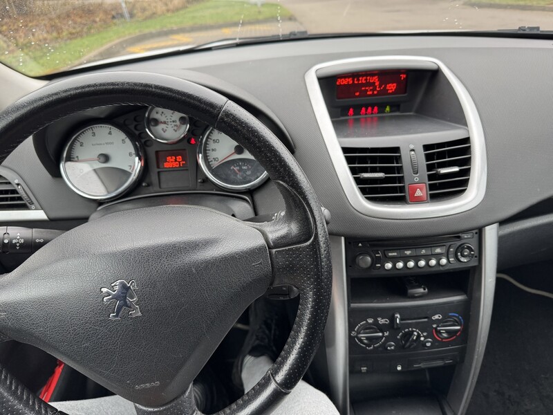 Photo 14 - Peugeot 207 2007 y Hatchback