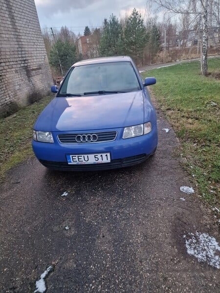 Photo 1 - Audi A3 1997 y Sedan